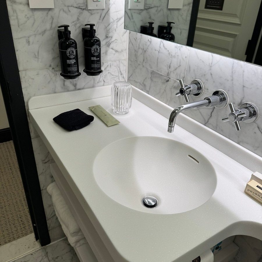 The Chemists Club Hotel New York City New York — Bathroom