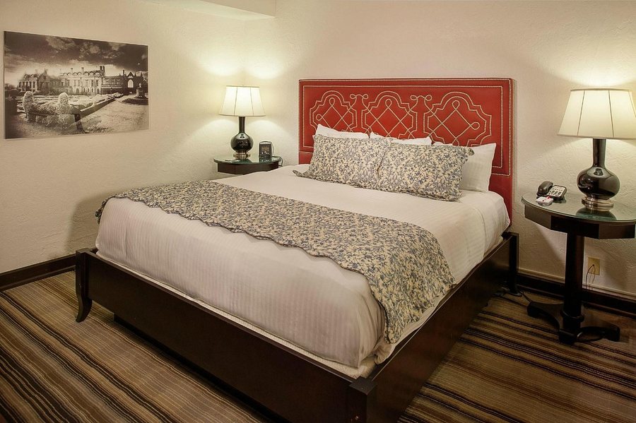The Cheshire — Guest room