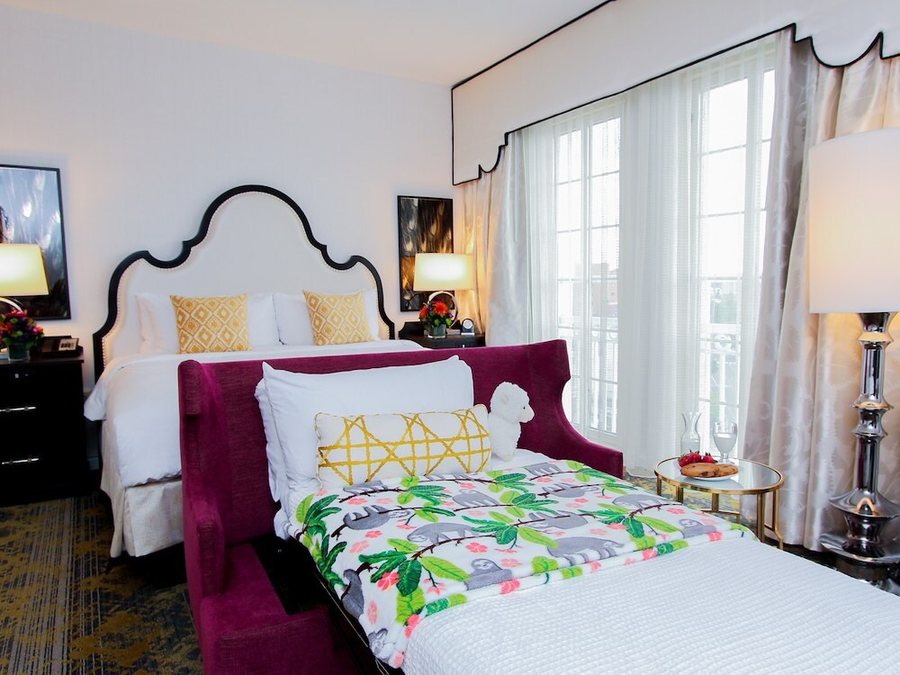The Churchill Hotel Near Embassy Row — Guest room