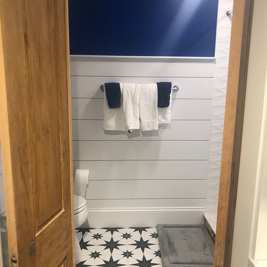 The Clarendon House — Bathroom