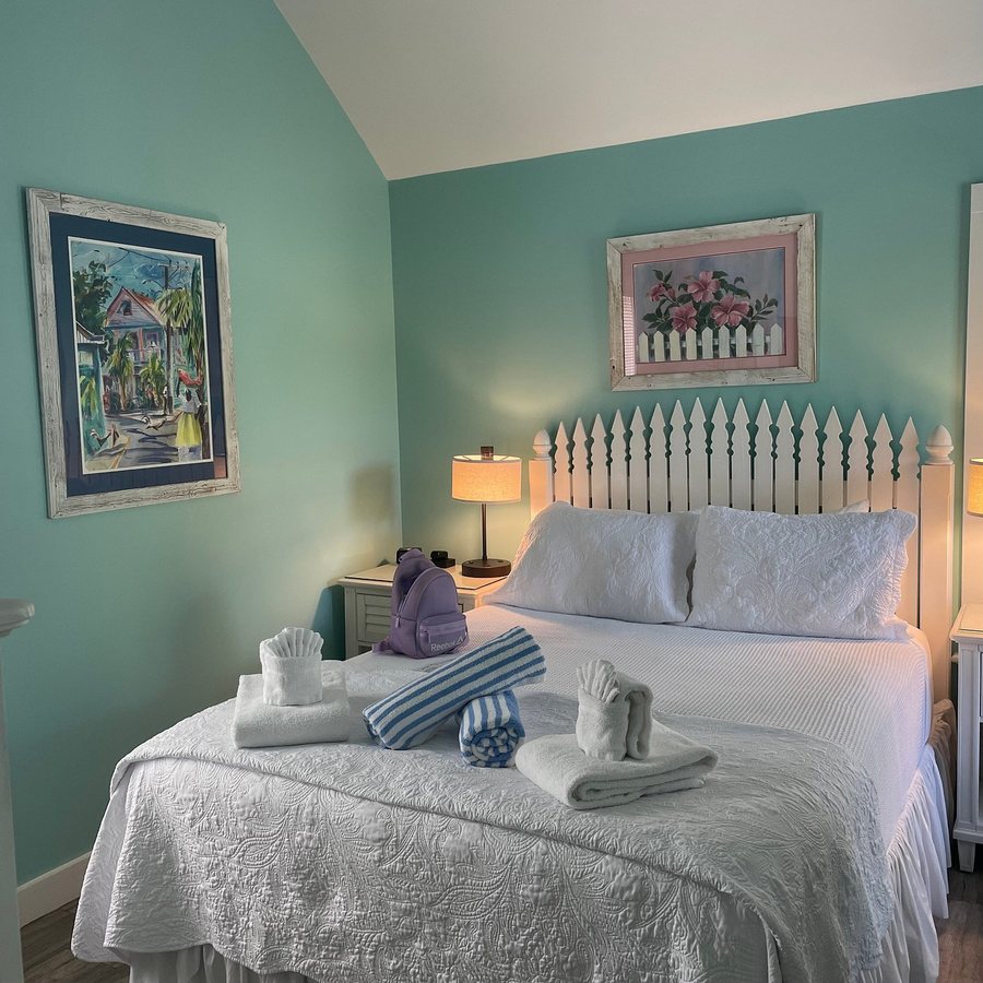 The Conch House Heritage Inn — Guest room