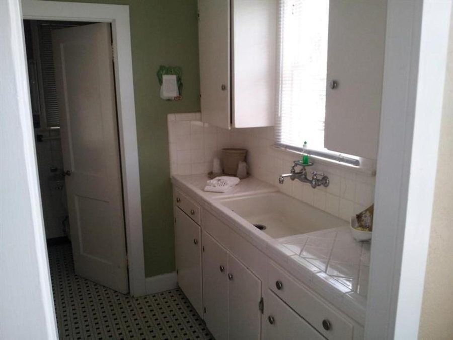 The Conch House Marina Resort — Bathroom