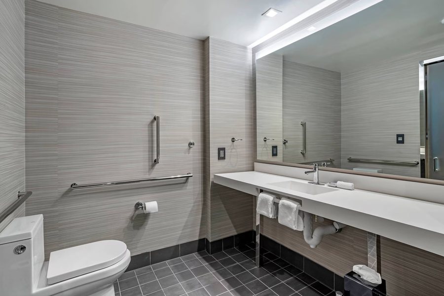 The Concordia — Bathroom