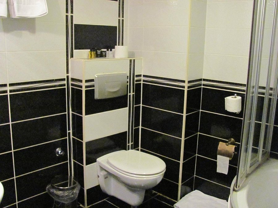 The Constantine Hotel Istanbul — Bathroom