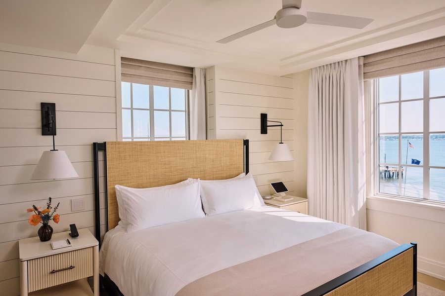 The Cooper — Guest room