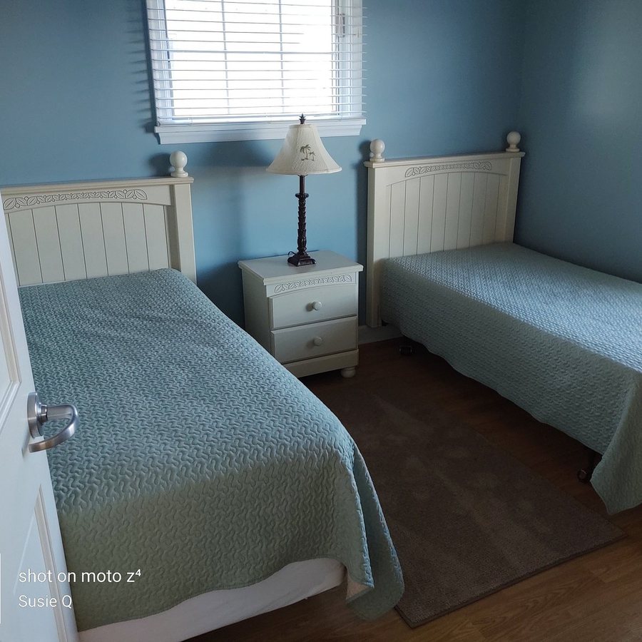 The Cottages at the Indian River Marina — Guest room
