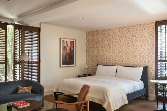 The Crafts Inn — Guest room