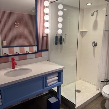 The Curtis Park Club — Bathroom
