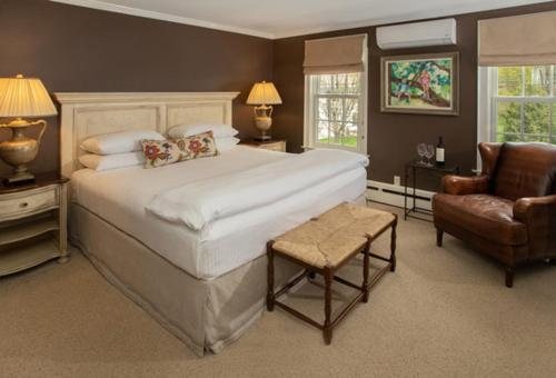 The Dorset Inn — Guest room