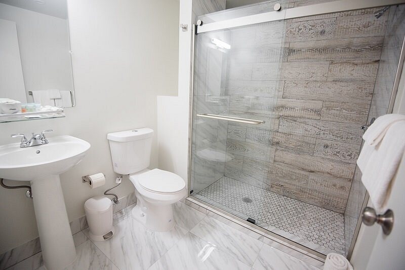 The Drift Lodge — Bathroom