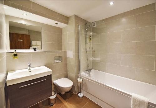 The Duke Hotel — Bathroom