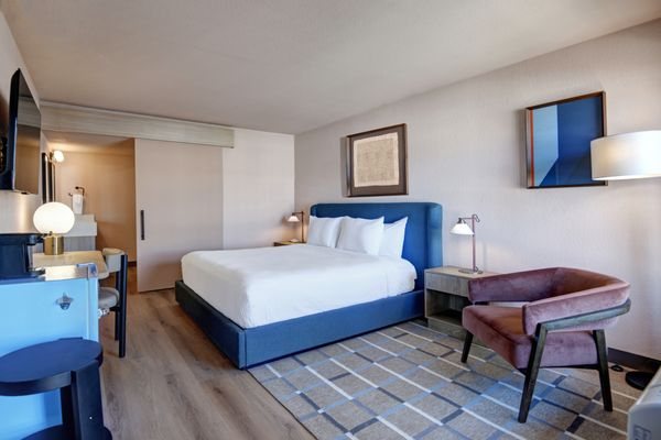 The Dunes Hotel Palm Springs — Guest room