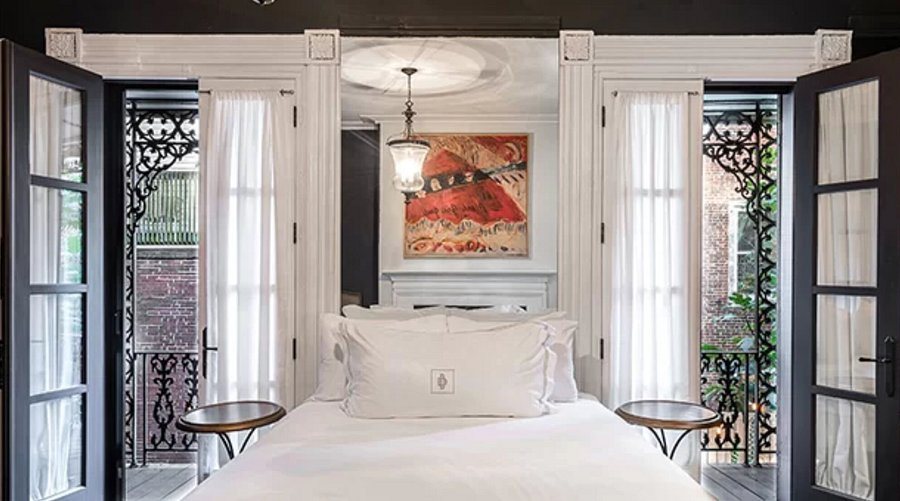 The Dwight D Hotel — Guest room