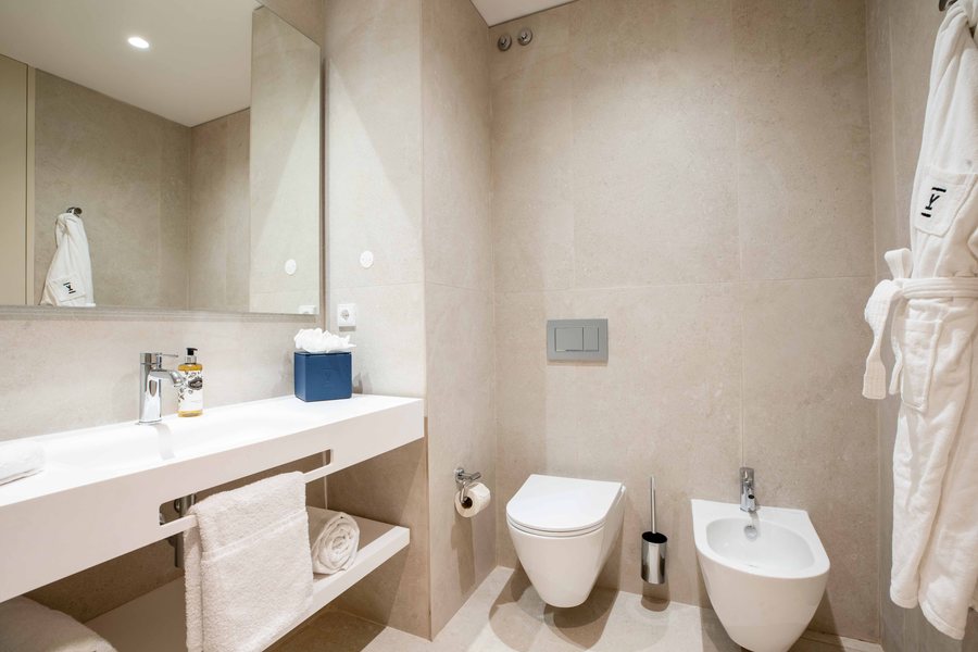 The Editory By The Sea Lagos Hotel — Bathroom