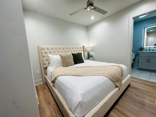 The Eleanor New Orleans — Guest room