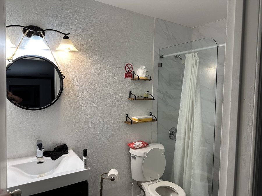 The Elmar Boutique Hotel — Bathroom