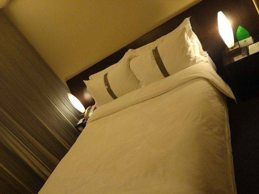 The Empire Hotel Wan Chai — Guest room