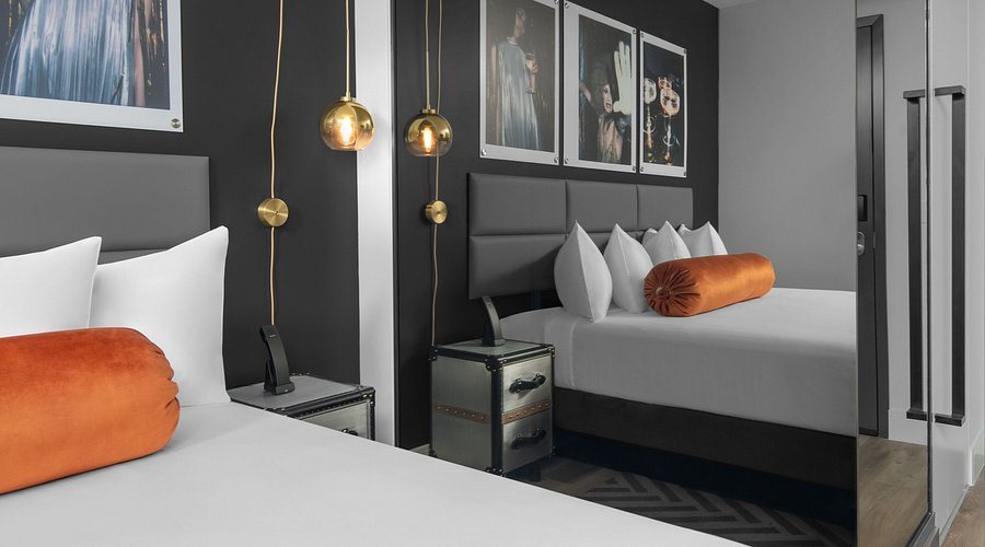 The ENGLiSH Hotel Las Vegas a Tribute Portfolio Hotel Las Vegas Nevada — Guest room