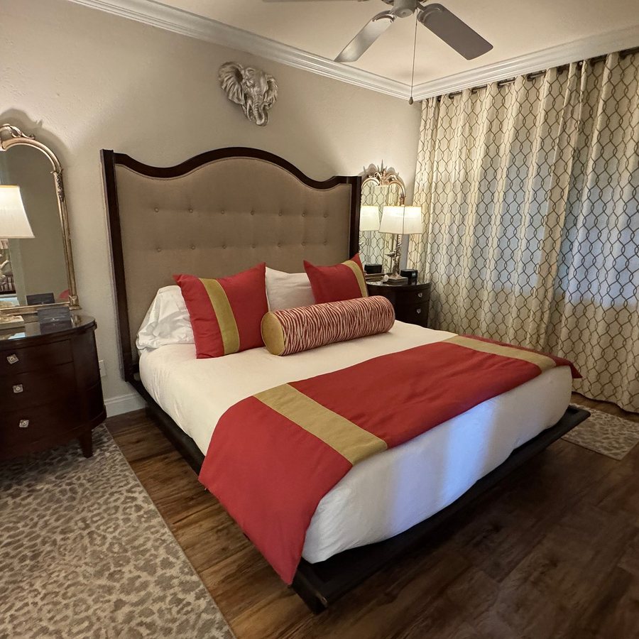 The Escalante — Guest room