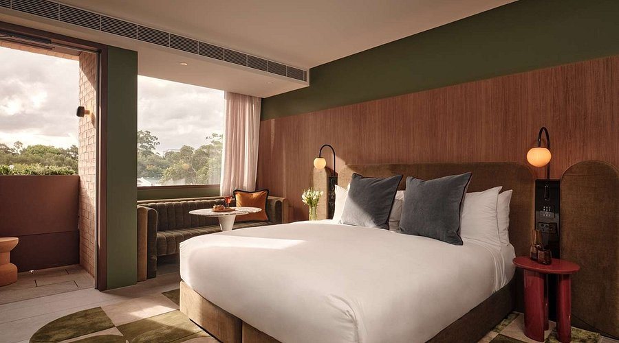 The EVE Hotel Sydney — Guest room
