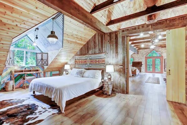 The Expanding Light Retreat — Guest room
