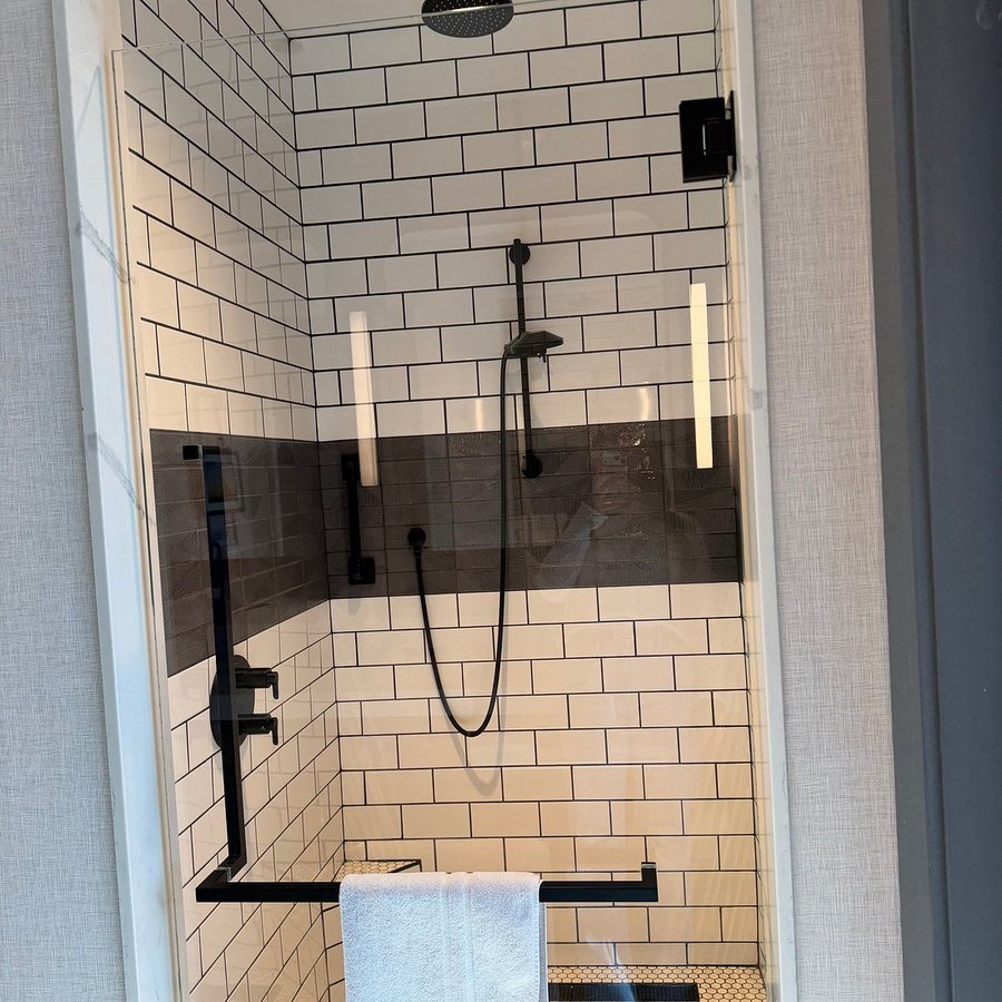 The Farnam Autograph Collection — Bathroom