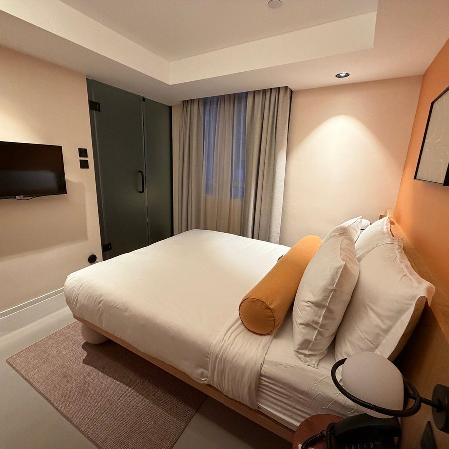 The Figo — Guest room