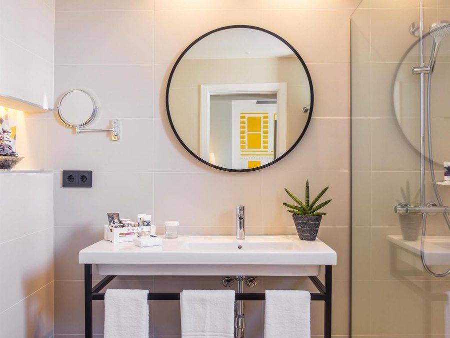 The First One Boutique Hotel — Bathroom