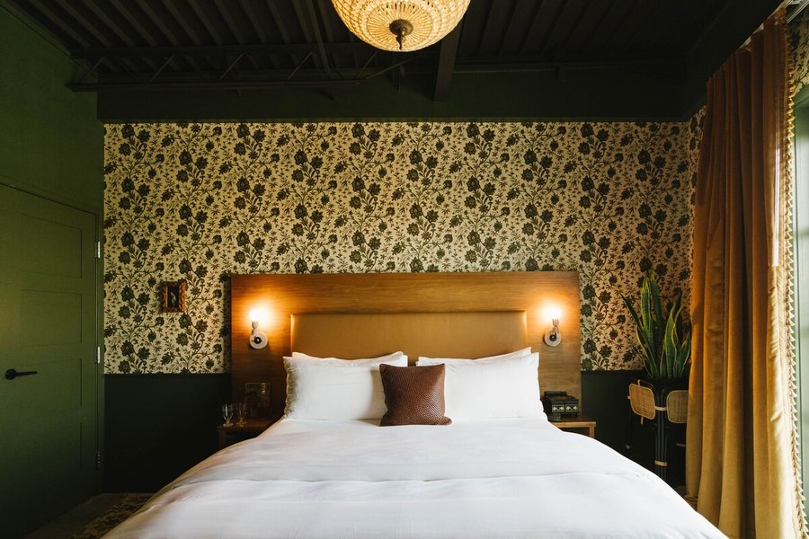 The Frances Modern Inn — Guest room