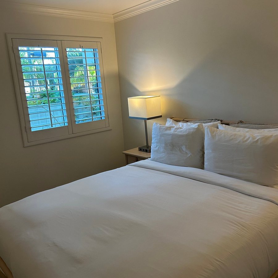 The Franciscan Santa Barbara — Guest room