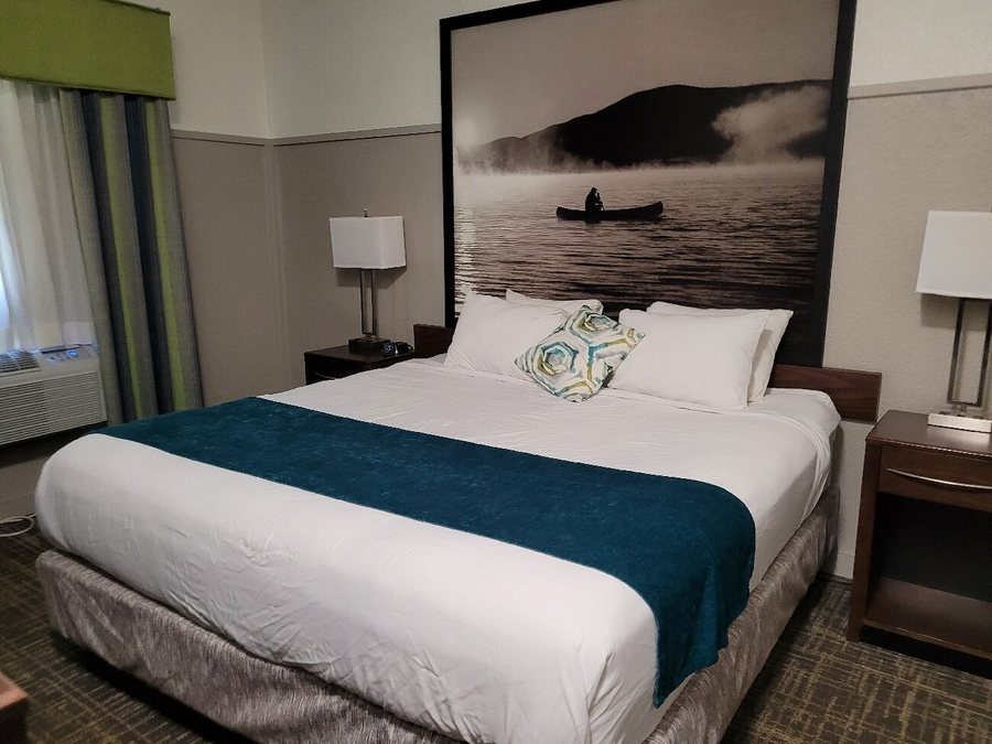 The Freeport Hotel Ascend Hotel Collection — Guest room