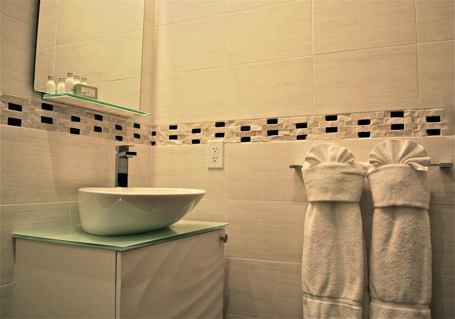 The Fritz Hotel — Bathroom