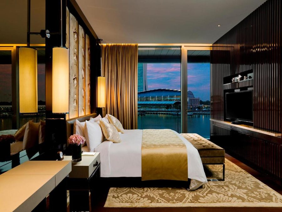 The Fullerton Bay Hotel Singapore — Guest room
