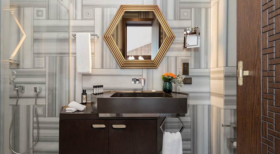 The Galata Istanbul Hotel MGallery Istanbul — Bathroom
