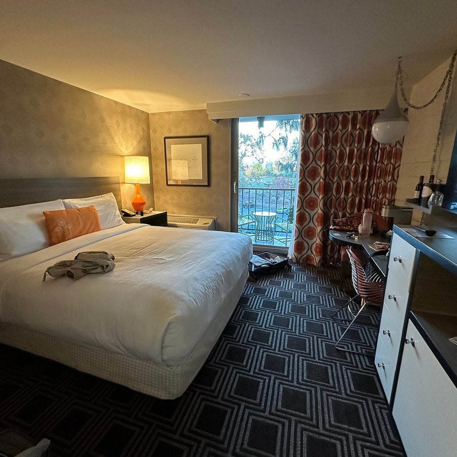 The Garland Los Angeles California — Guest room