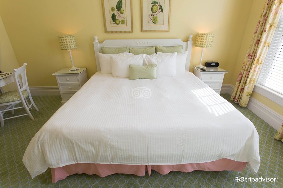 The Gasparilla Inn — Guest room