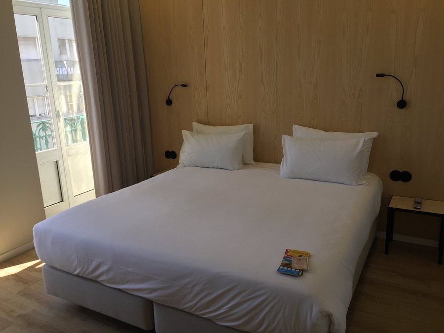 The Gate — Guest room