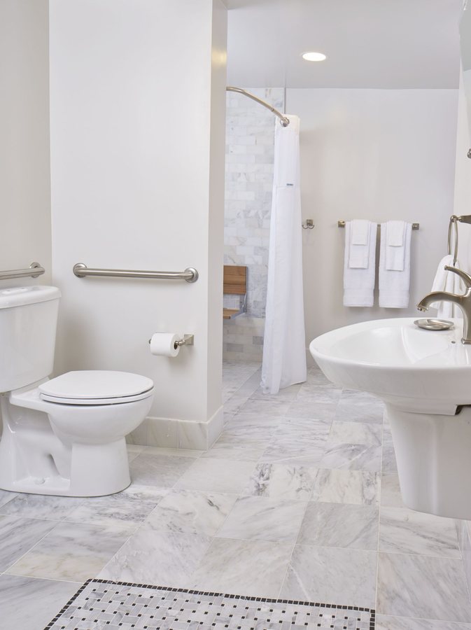 The Georgian Terrace — Bathroom