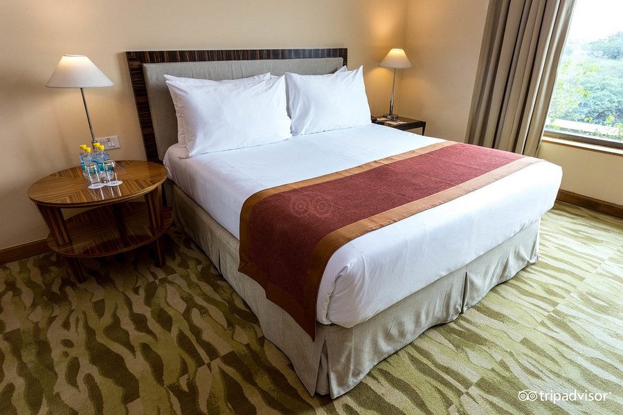 The Grand New Delhi — Guest room