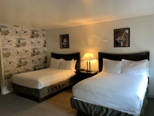 The Grove West Seattle Inn — Guest room