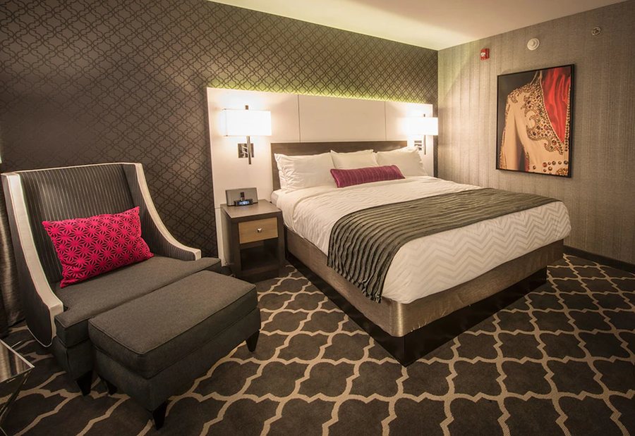 The Guest House At Graceland — Guest room