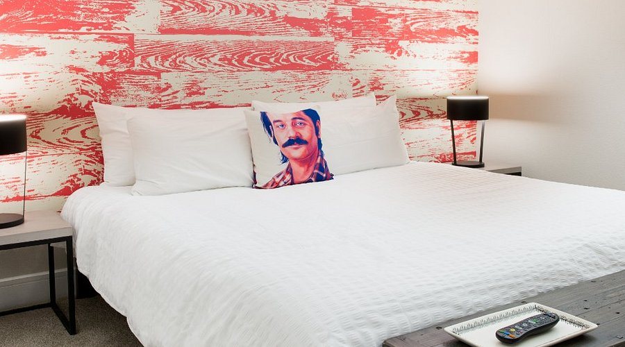 The Guild East Side Corazon — Guest room