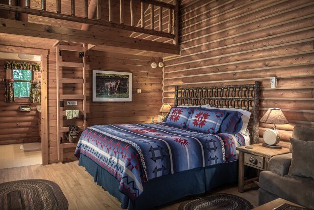 The Hideout Lodge Guest Ranch — Guest room
