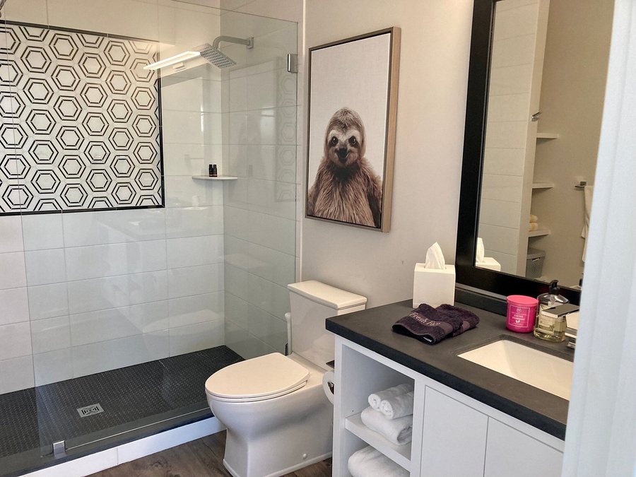 The Hive Wilmington North Carolina — Bathroom