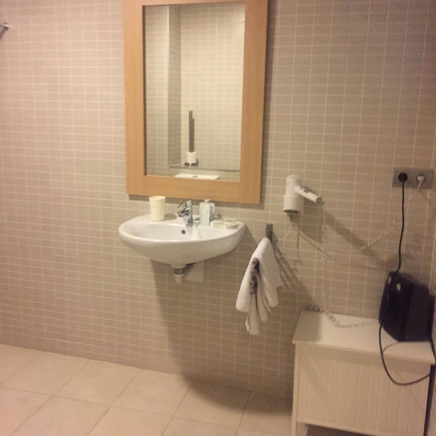 THE HOTEL 592 Barcelona Catalonia — Bathroom