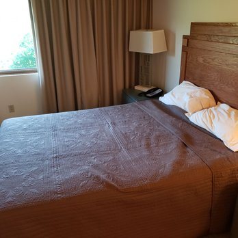 The House on the Rock Resort — Guest room