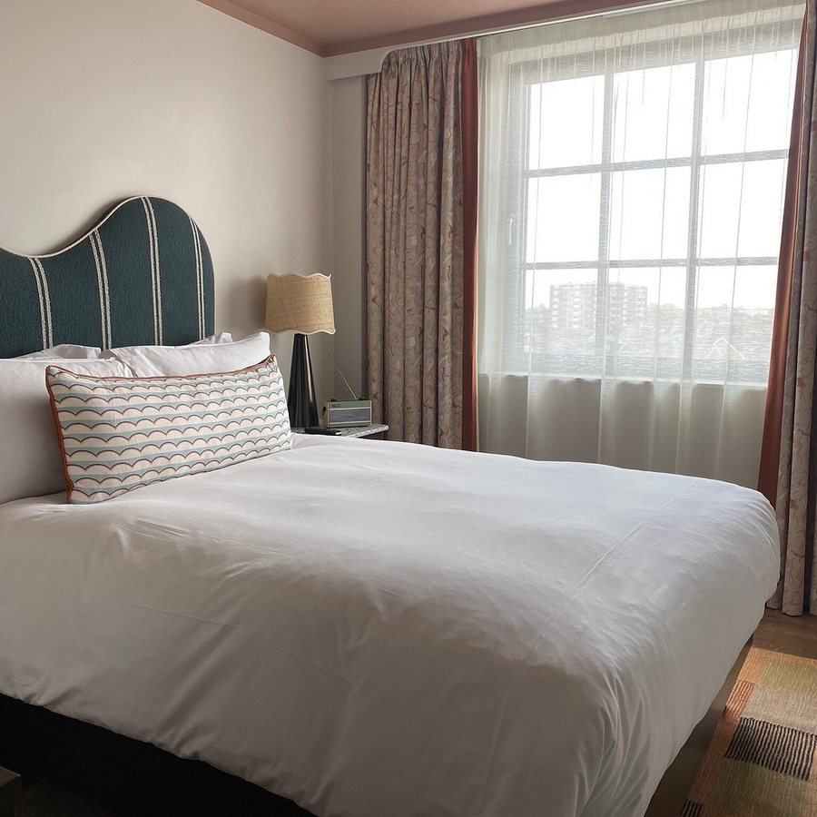 The Hoxton Shepherd s Bush — Guest room