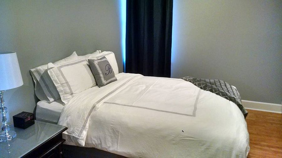 The Inn at Belvoir Winery — Guest room