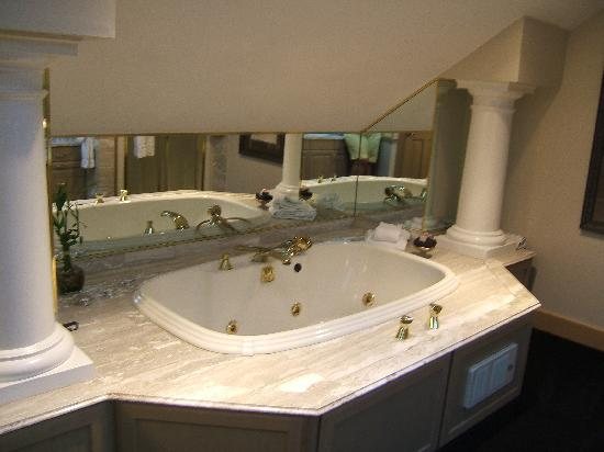 The Inn At Black Star Farms — Bathroom