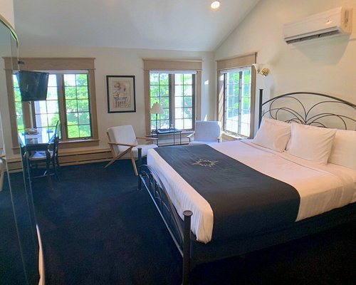 The Inn At Black Star Farms — Guest room